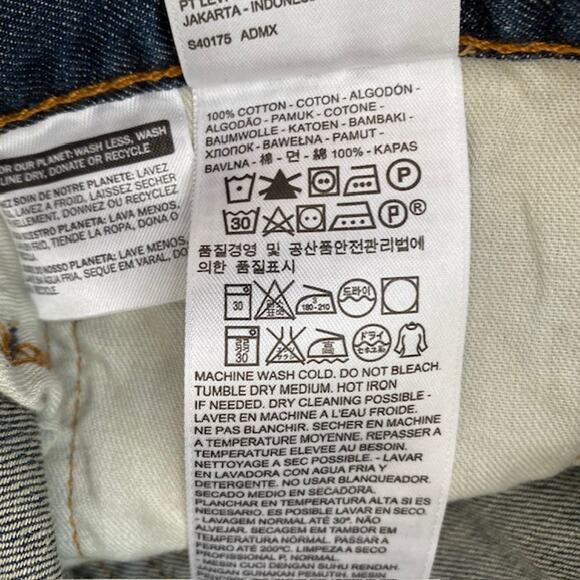 Levi's 527 Slim Bootcut Jeans - 36x29 (altered) - Picture 6 of 9